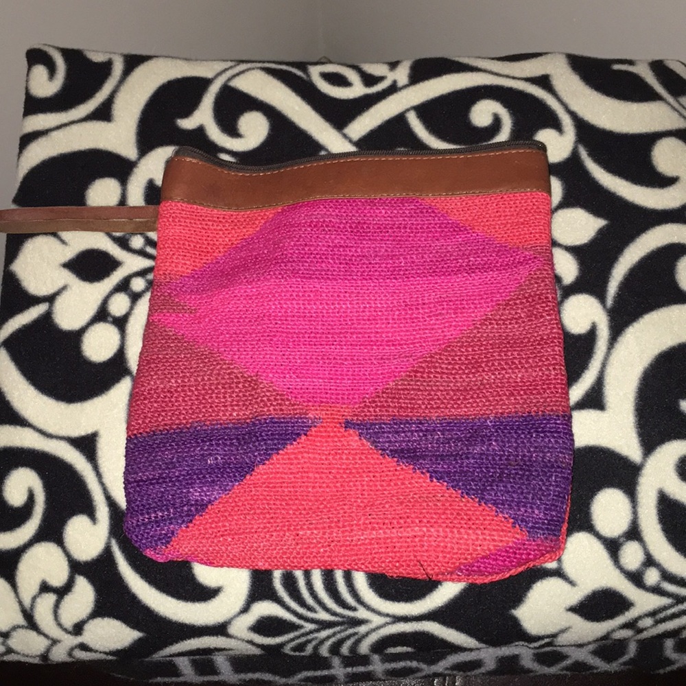 Oversized wristlet - made in Peru